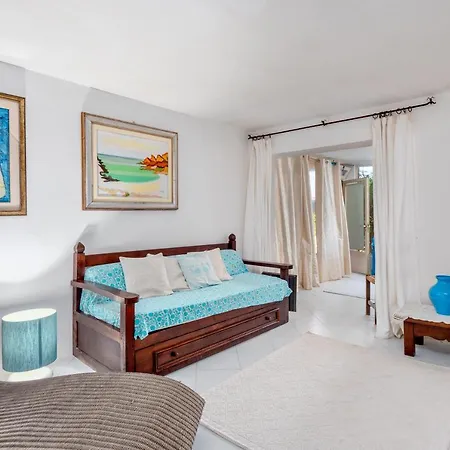 Elegante Trilocale 250 Mt Dal Mare Hébergement de vacances Olbia